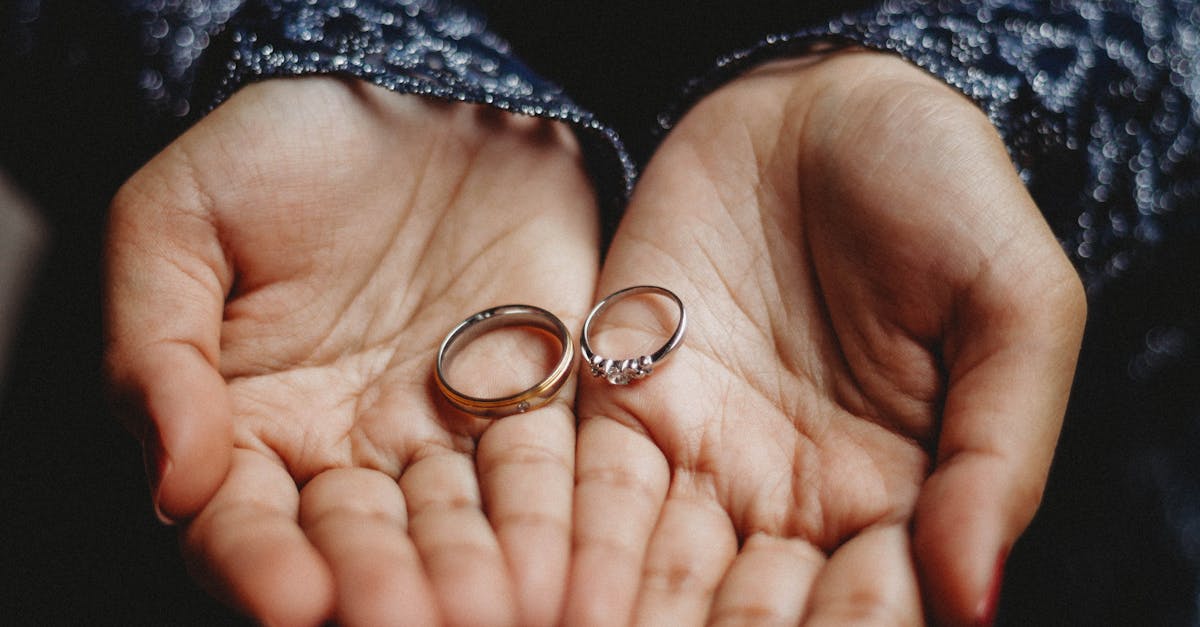 How to Care for Your Halo Engagement Ring in Brisbane's Climate