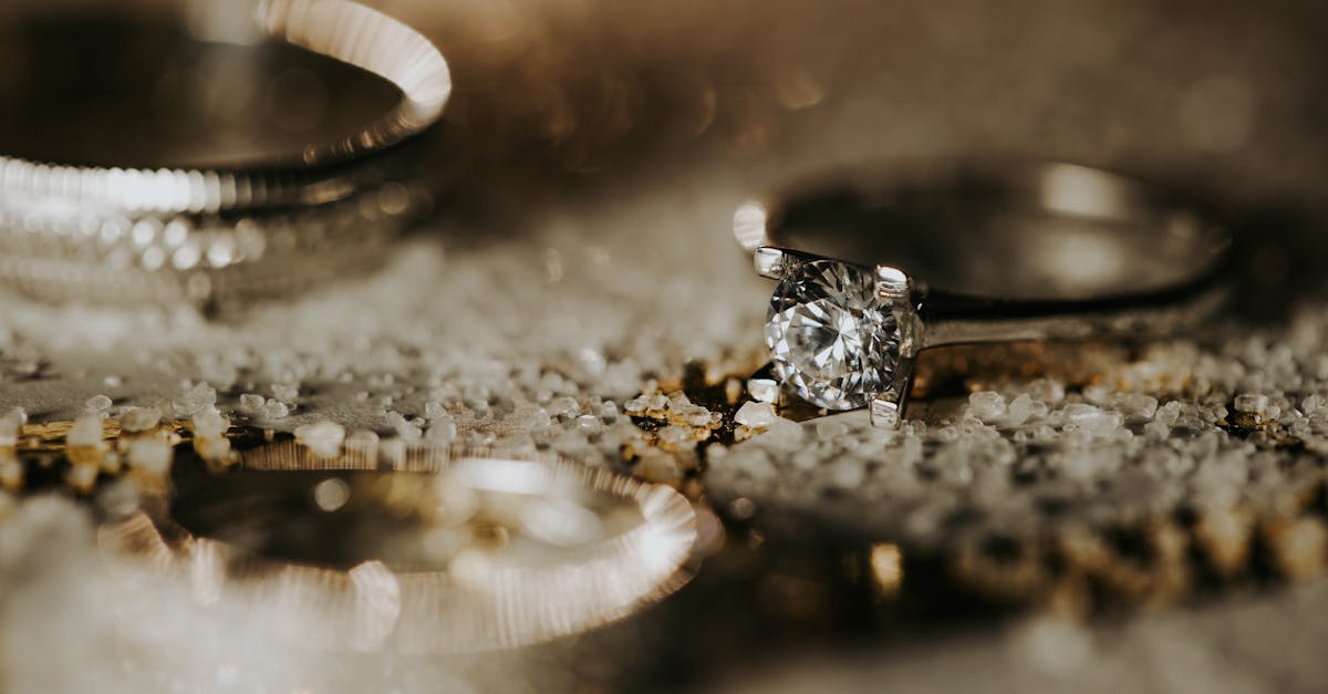 Opal vs. Diamond Engagement Rings: A Comparison for Brisbane Couples