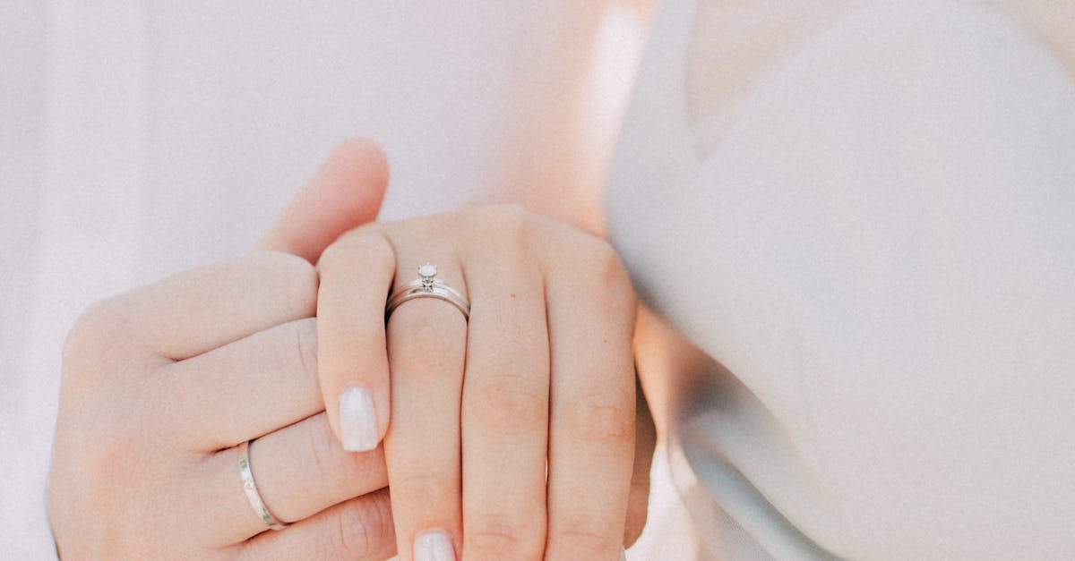 Three-Stone Engagement Rings: Balancing Style and Elegance in Brisbane