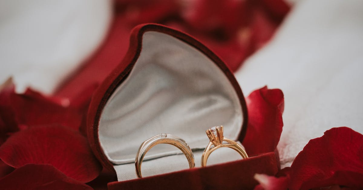 Tips for Choosing the Right Custom Engagement Ring Design